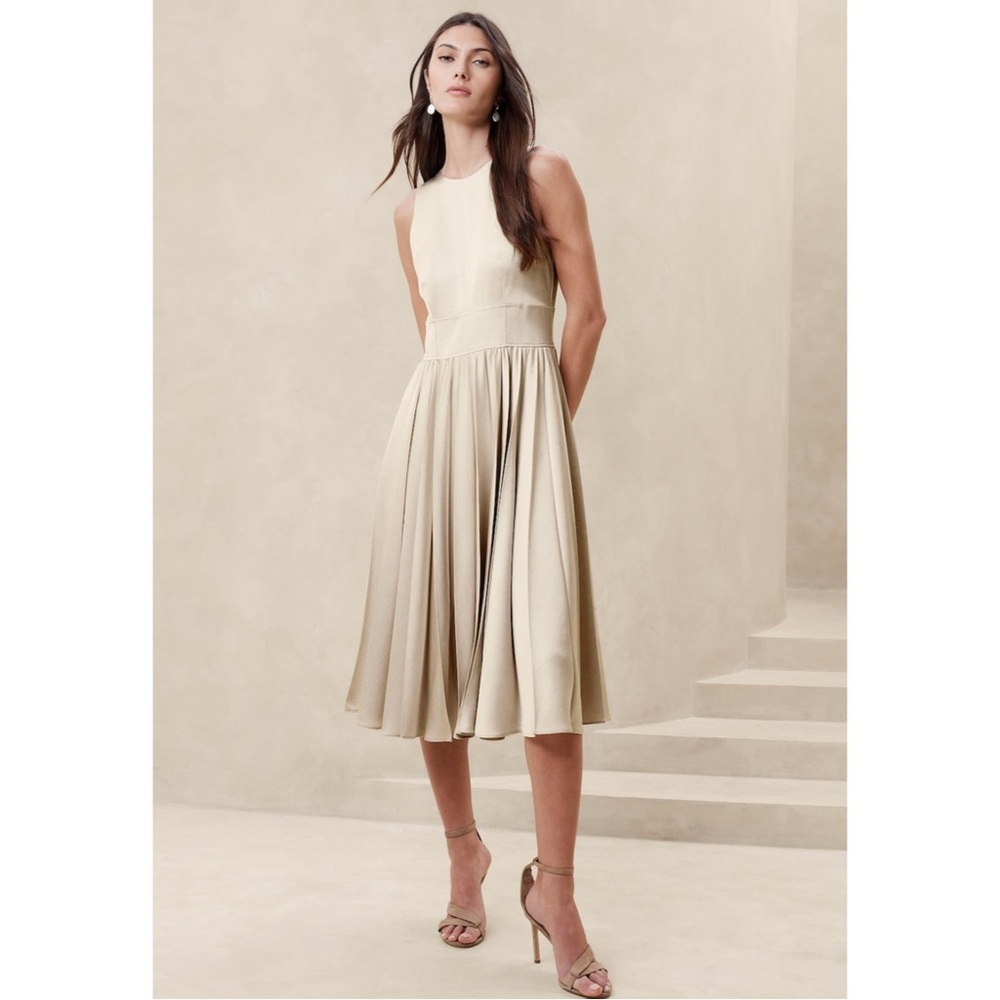 Banana Republic Ness Pleated Satin Midi Dress Size 4 Cream